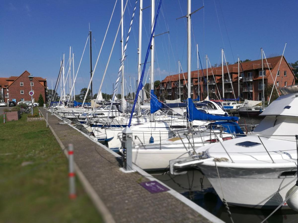 Fewo "Hafenblick" Ueckermünde Exterior foto